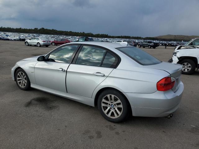 Photo 2 from auction – 2006 BMW 325 XI with VIN WBAVD13556KV06649