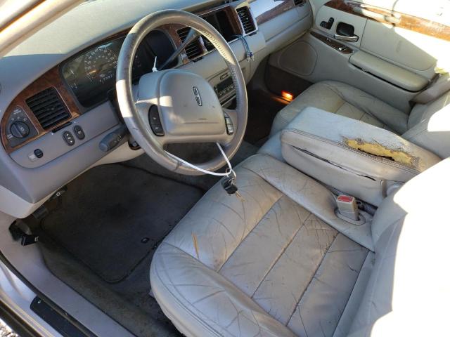 Photo 7 from auction – 2002 LINCOLN TOWN CAR E with VIN 1LNHM81W12Y653266