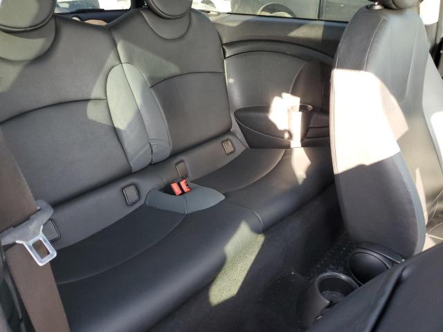 Photo 10 from auction – 2008 MINI COOPER CLU with VIN WMWML33588TN67176