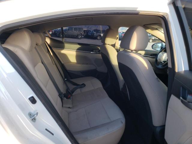 Photo 10 from auction – 2017 HYUNDAI ELANTRA with VIN 5NPD84LF1HH015753