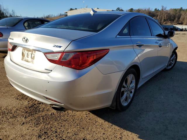 Photo 3 from auction – 2011 HYUNDAI SONATA 4D with VIN 5NPEC4AB6BH294692