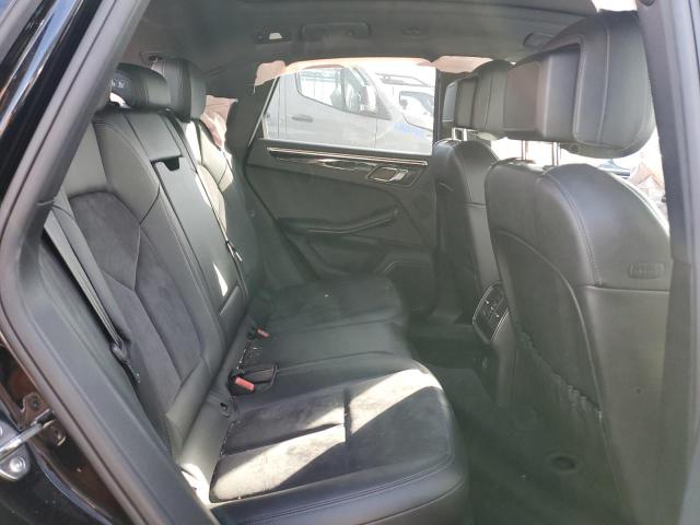 Photo 11 from auction – 2018 PORSCHE MACAN with VIN WP1AA2A59JLB08834