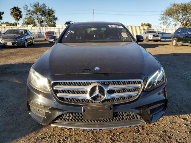 Photo 5 from auction – 2017 MERCEDES-BENZ E 300 4MAT with VIN WDDZF4KB6HA025802