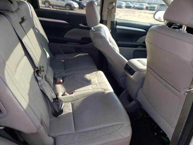 Photo 11 from auction – 2015 TOYOTA HIGHLANDER with VIN 5TDJKRFH7FS196931