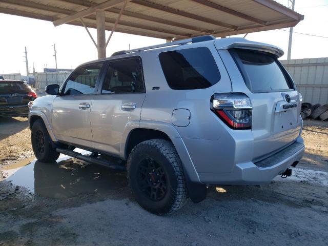 Photo 2 from auction – 2022 TOYOTA 4RUNNER SR with VIN JTEFU5JR4N5273120