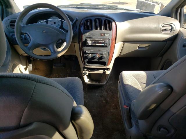 Photo 8 from auction – 2004 CHRYSLER TOWN & COU with VIN 2C4GP44RX4R589290