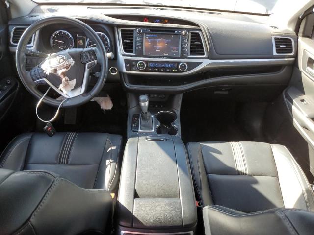 Foto 8 de la subasta – 2017 TOYOTA HIGHLANDER con VIN 5TDJZRFH1HS403554