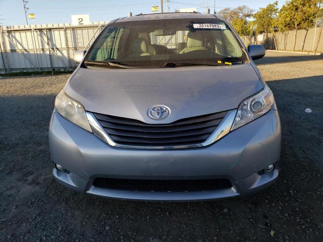 Photo 5 from auction – 2011 TOYOTA SIENNA XLE with VIN 5TDYK3DC2BS064186