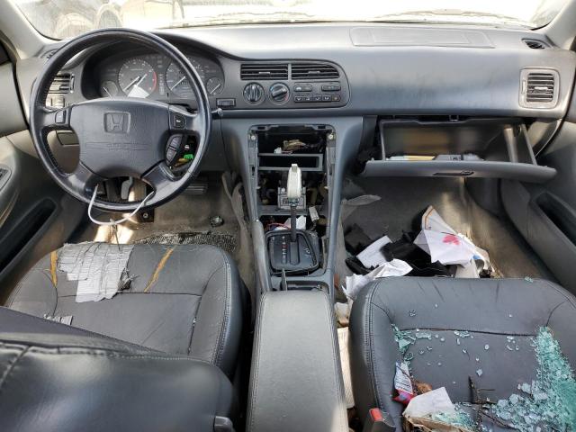Photo 8 from auction – 1996 HONDA ACCORD EX with VIN 1HGCD5669TA092610