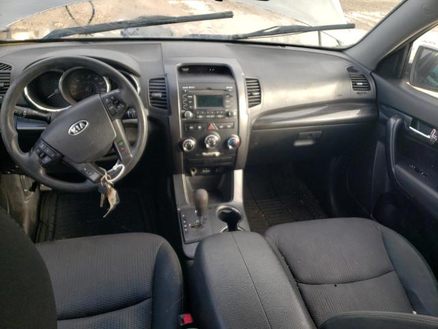 Photo 8 from auction – 2013 KIA SORENTO LX with VIN 5XYKTDA26DG309852
