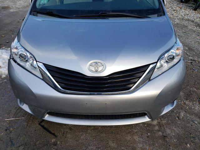 Photo 12 from auction – 2011 TOYOTA SIENNA LE with VIN 5TDKK3DC4BS038176