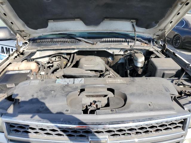 Photo 11 from auction – 2005 CHEVROLET SILVERADO with VIN 1GBHC23U25F912304