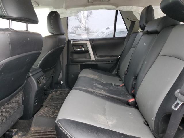 Photo 11 from auction – 2017 TOYOTA 4RUNNER SR with VIN JTEBU5JR2H5440139