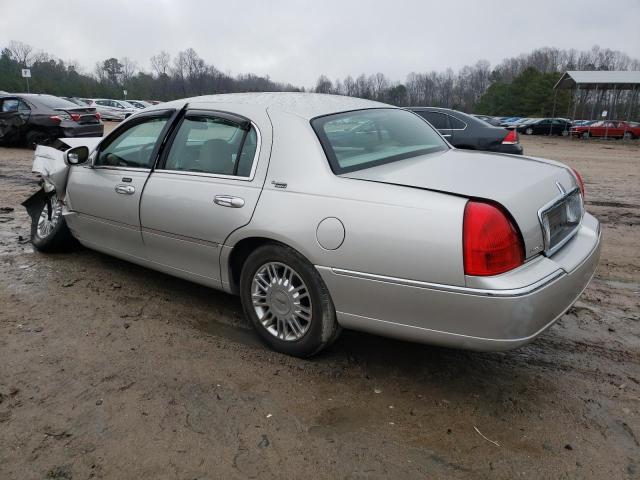 Photo 2 from auction – 2008 LINCOLN TOWNCAR with VIN 2LNHM82V48X641305