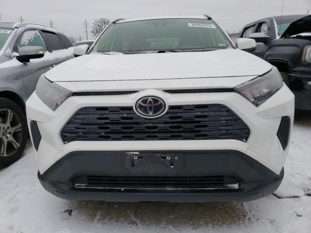 Photo 5 from auction – 2020 TOYOTA RAV4 LE with VIN JTMG1RFV7LD050328