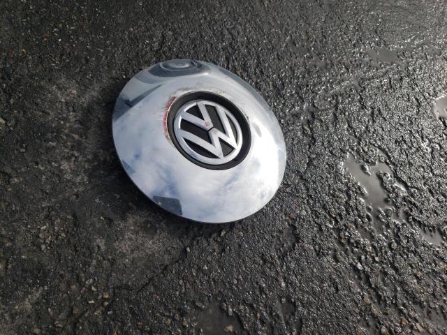 Photo 12 from auction – 2012 VOLKSWAGEN BEETLE with VIN 3VWJP7AT3CM601855