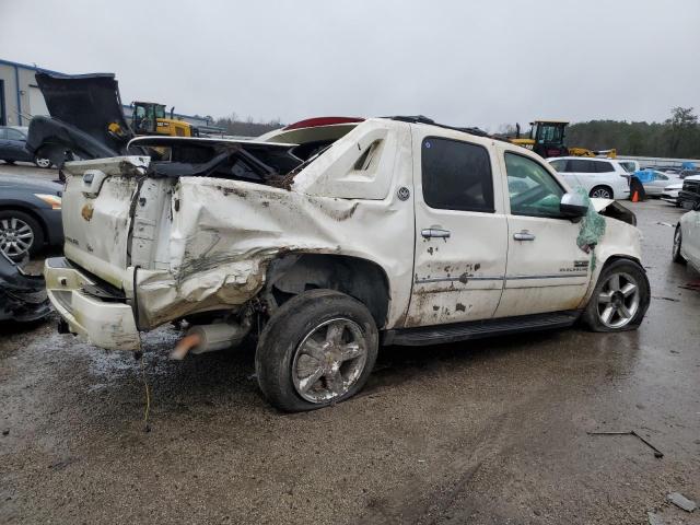 Photo 3 from auction – 2013 CHEVROLET AVALANCHE with VIN 3GNMCGE03DG109409