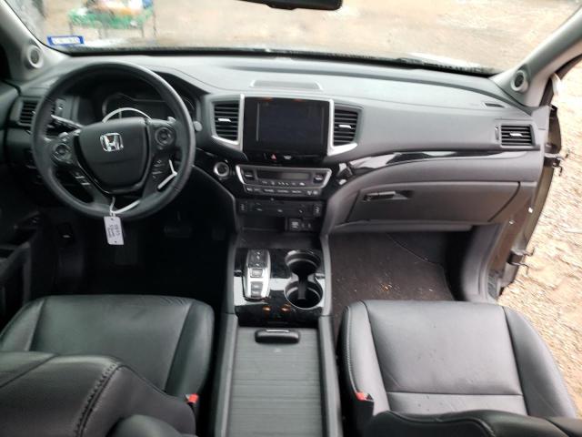 Photo 8 from auction – 2017 HONDA PILOT TOUR with VIN 5FNYF6H93HB104597