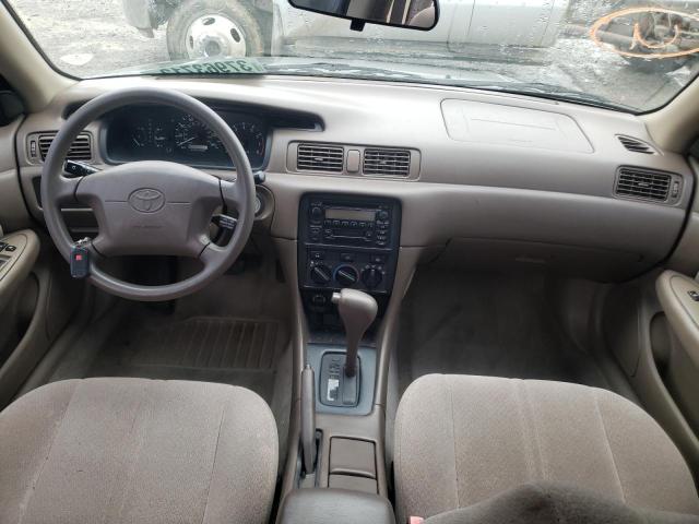 Photo 8 from auction – 2000 TOYOTA CAMRY CE with VIN 4T1BG22K7YU008031