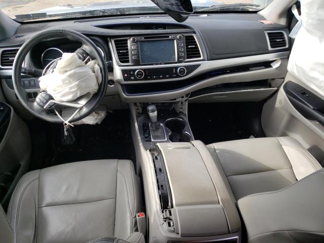 Photo 8 from auction – 2017 TOYOTA HIGHLANDER with VIN 5TDJZRFH7HS440267