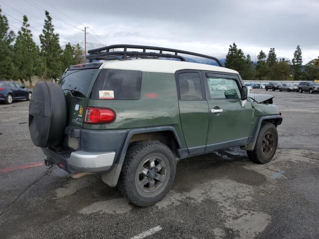 Photo 3 from auction – 2011 TOYOTA FJ CRUISER with VIN JTEZU4BF7BK010855