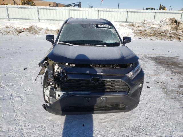 Photo 5 from auction – 2020 TOYOTA RAV4 XLE with VIN 4T3R6RFV2LU005603