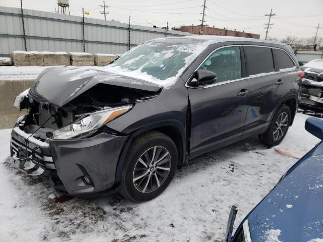 TOYOTA HIGHLANDER 2019 with VIN 5TDJZRFH1KS615815 - Photo from auction