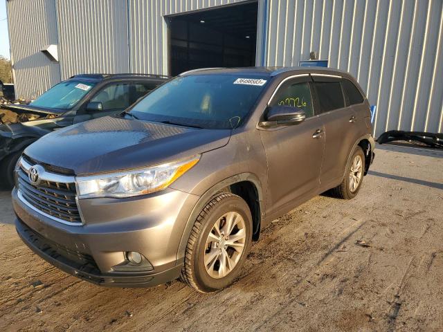 TOYOTA HIGHLANDER 2015 with VIN 5TDJKRFH8FS155417 - Photo from auction