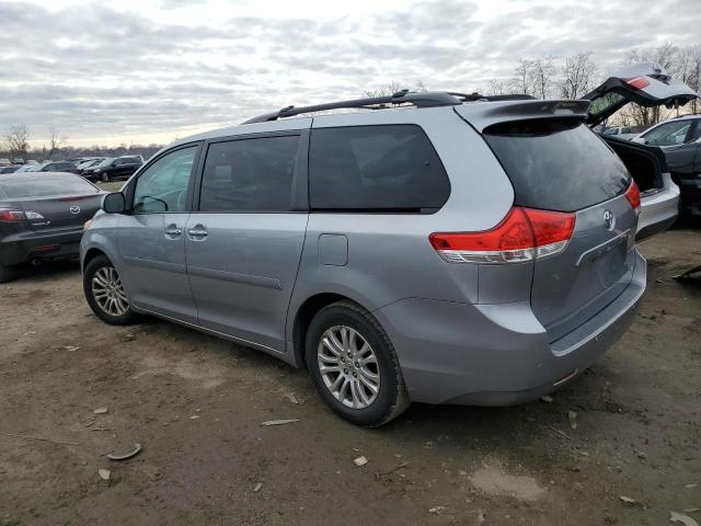 Photo 2 from auction – 2011 TOYOTA SIENNA XLE with VIN 5TDYK3DCXBS105972