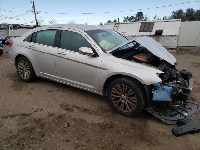Foto 4 de la subasta – 2012 CHRYSLER 200 LX con VIN 1C3CCBAB5CN262110