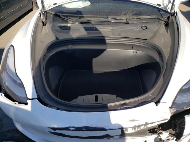 Photo 11 from auction – 2018 TESLA MODEL 3 with VIN 5YJ3E1EA7JF044330