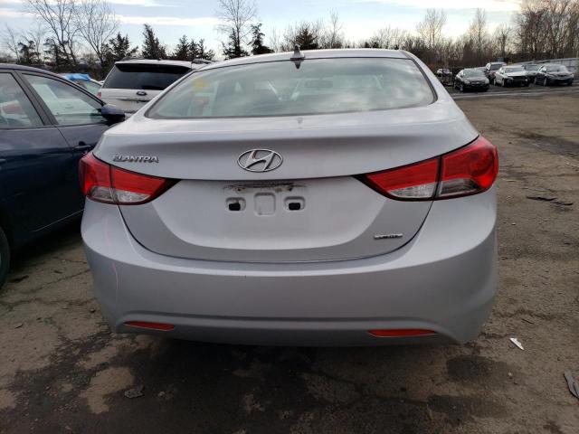 Photo 6 from auction – 2011 HYUNDAI ELANTRA GL with VIN 5NPDH4AE8BH015654