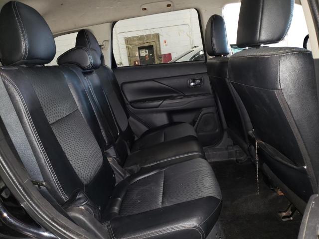 Photo 11 from auction – 2015 MITSUBISHI OUTLANDER with VIN JA4AZ3A31FZ003833