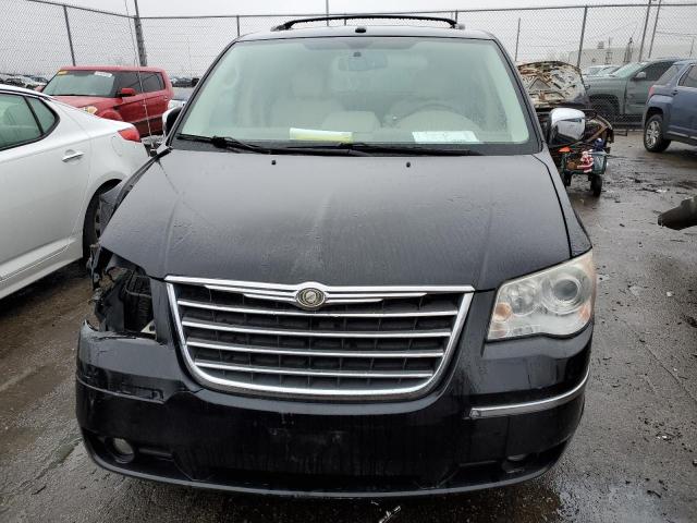 Photo 5 from auction – 2010 CHRYSLER TOWN & COU with VIN 2A4RR6DX1AR167072