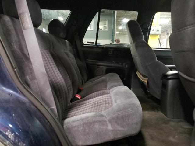 Photo 10 from auction – 1998 CHEVROLET BLAZER with VIN 1GNDT13W2W2288283