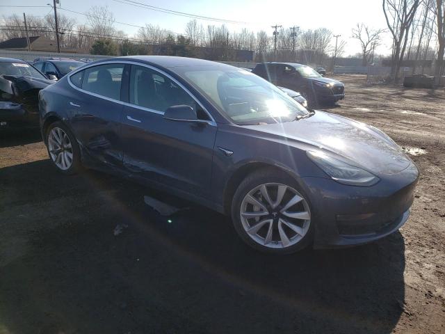 Photo 4 from auction – 2018 TESLA MODEL 3 with VIN 5YJ3E1EB8JF132621