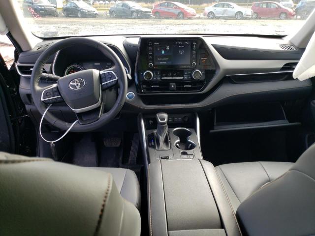 Photo 8 from auction – 2022 TOYOTA HIGHLANDER with VIN 5TDABRCH2NS541995