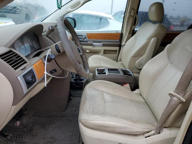 Photo 7 from auction – 2010 CHRYSLER TOWN & COU with VIN 2A4RR6DX1AR167072
