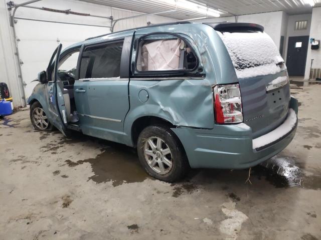 Photo 2 from auction – 2010 CHRYSLER TOWN & COU with VIN 2A4RR5D15AR337200