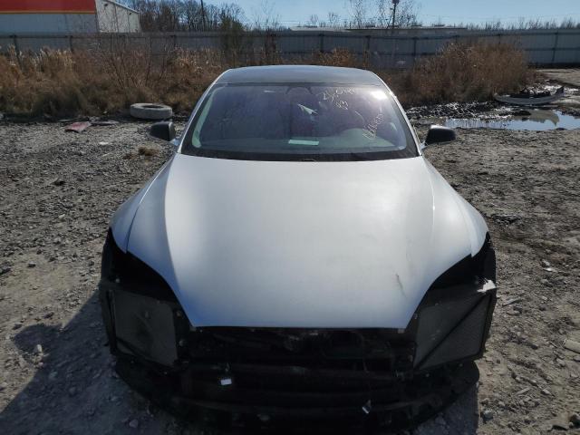 Photo 5 from auction – 2017 TESLA MODEL S with VIN 5YJSA1E23HF228853