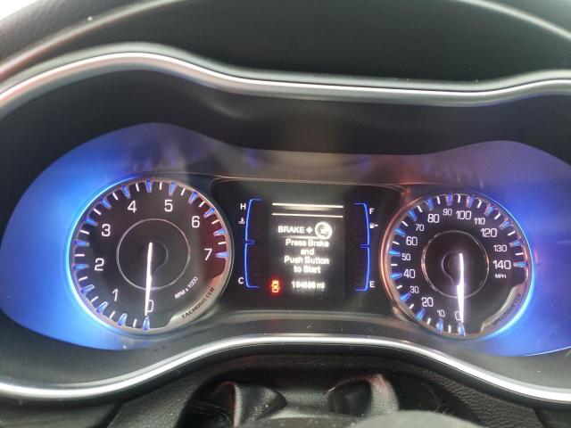 Photo 9 from auction – 2015 CHRYSLER 200 LIMITE with VIN 1C3CCCAB9FN607794