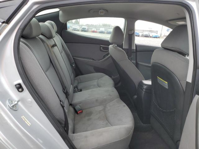 Photo 10 from auction – 2012 HYUNDAI ELANTRA GL with VIN KMHDH4AE4CU442848