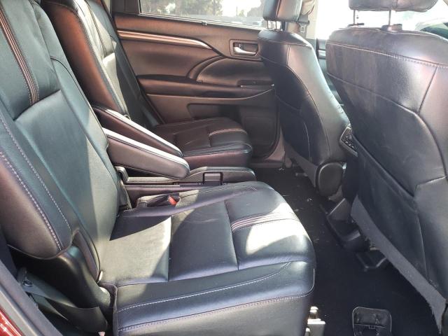 Photo 11 from auction – 2017 TOYOTA HIGHLANDER with VIN 5TDKZRFH9HS210573