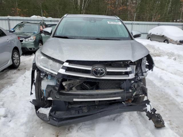 Photo 5 from auction – 2019 TOYOTA HIGHLANDER with VIN 5TDJZRFH3KS581330