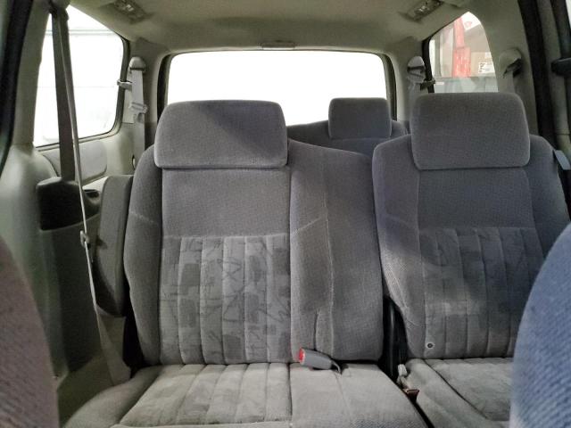 Photo 10 from auction – 2002 PONTIAC MONTANA with VIN 1GMDX03EX2D317988