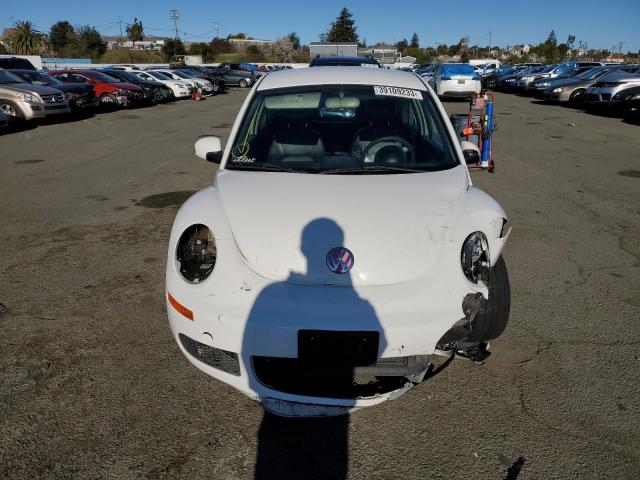 Photo 5 from auction – 2010 VOLKSWAGEN NEW BEETLE with VIN 3VWPG3AG5AM016598