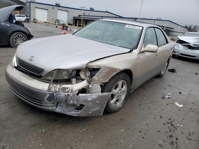 LEXUS ES 300 1997 with VIN JT8BF22G0V5010176 - Photo from auction
