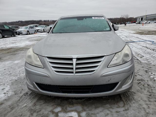 Photo 5 from auction – 2012 HYUNDAI GENESIS 4. with VIN KMHGC4DF4CU171709