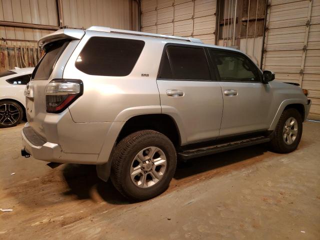 Photo 3 from auction – 2017 TOYOTA 4RUNNER SR with VIN JTEZU5JR8H5151572