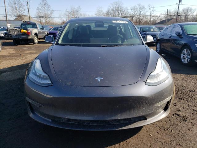 Photo 5 from auction – 2018 TESLA MODEL 3 with VIN 5YJ3E1EB8JF132621